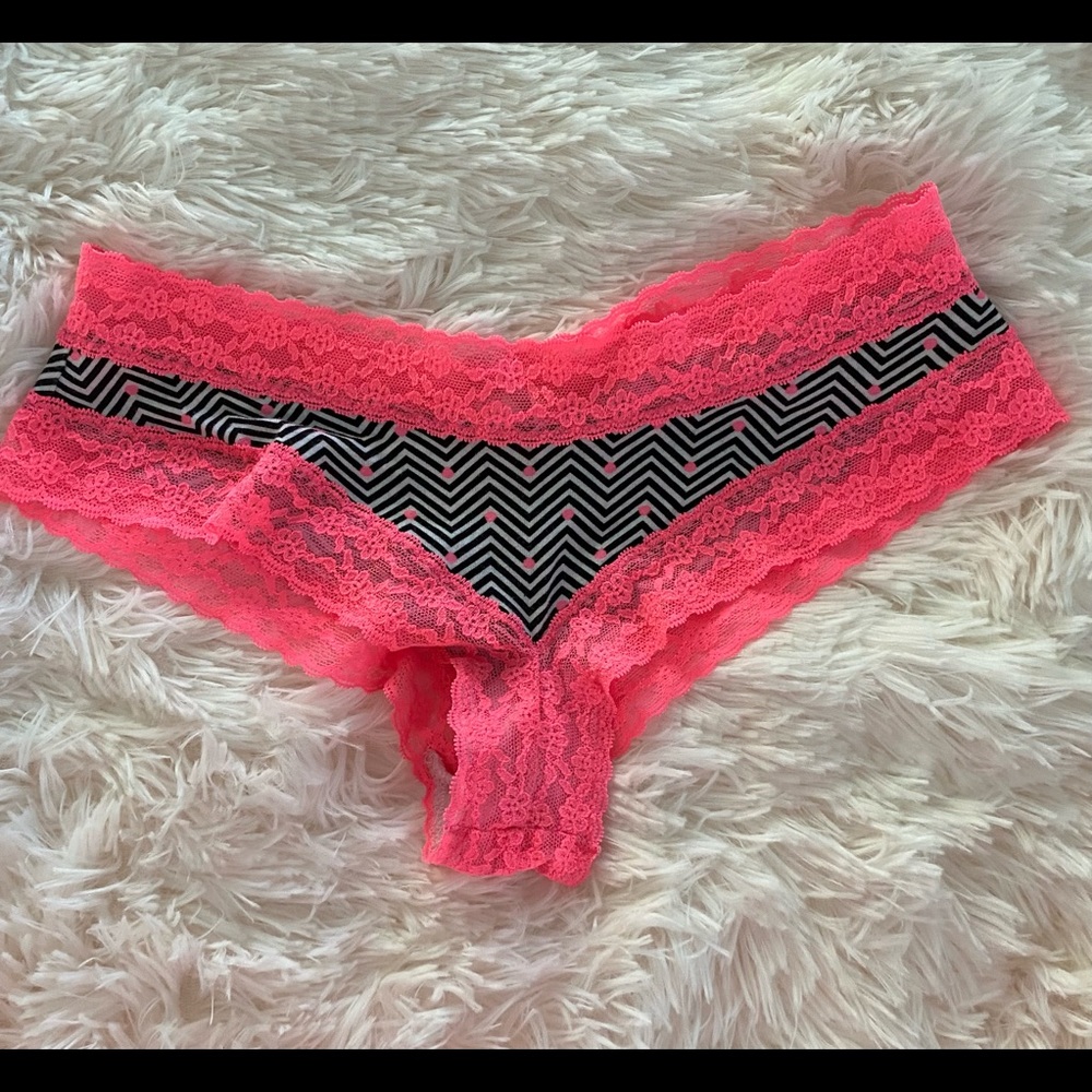 Victoria Secrets Pink